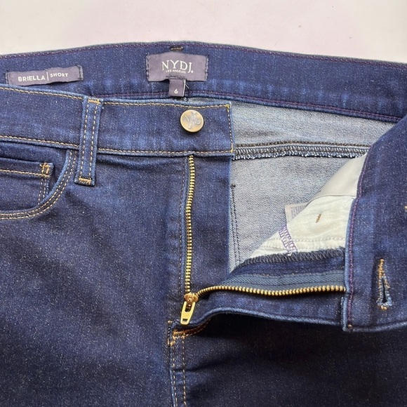 NYDJ Briella Short Size 6 - Picture 16 of 16